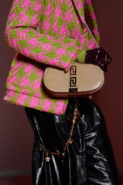 Look 85